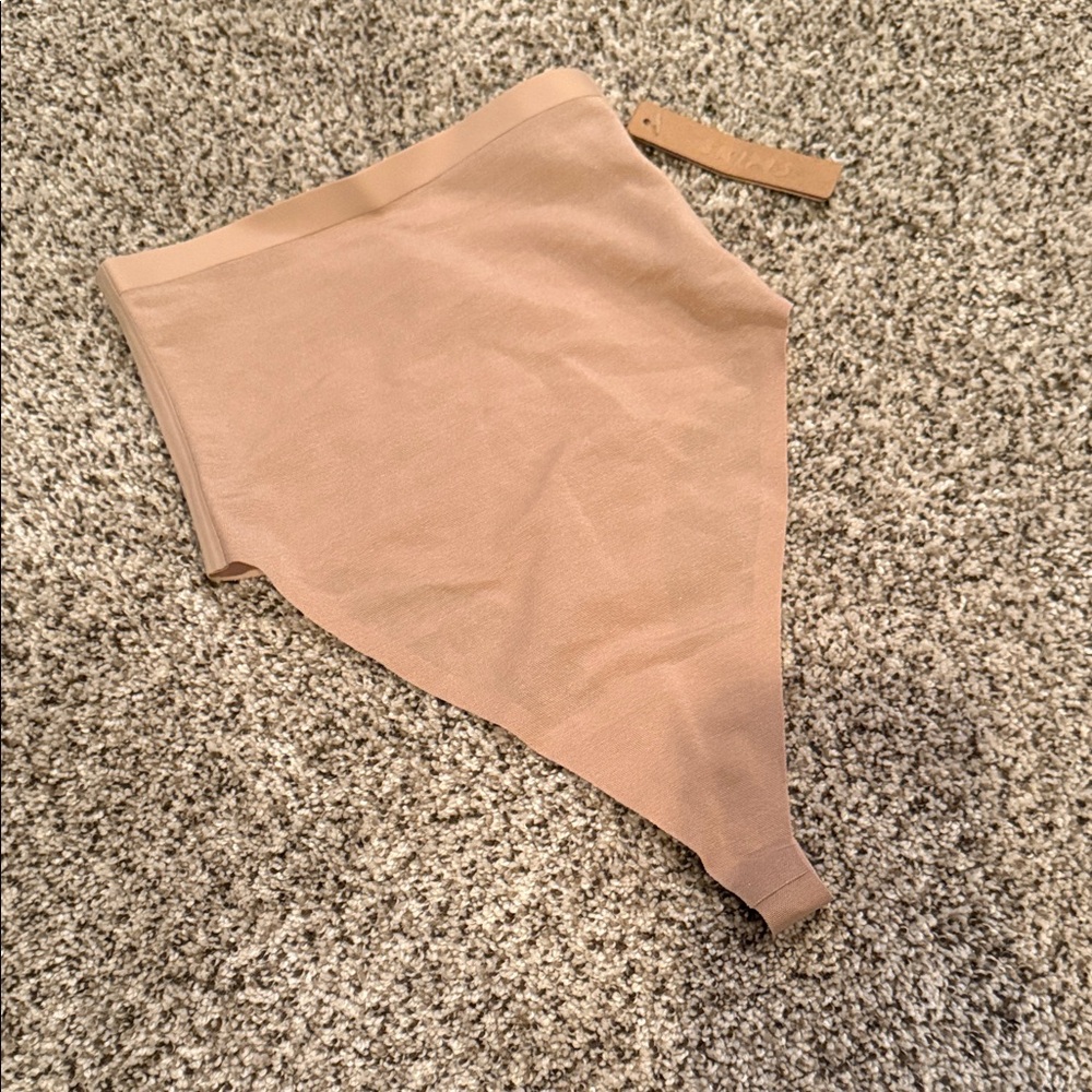 SKIMS Seamless Sculpt High Waisted Shapewear Thong